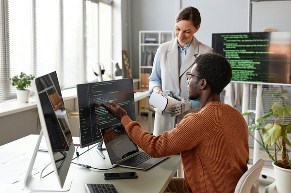 Quelles sont les meilleures applications pour apprendre la programmation sur un smartphone Android ?